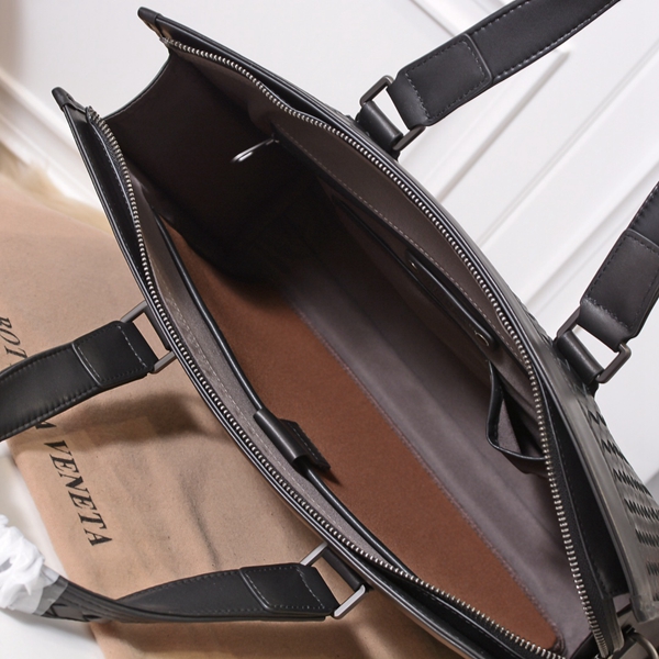 ボッテガヴェネタバッグ全体デザイン